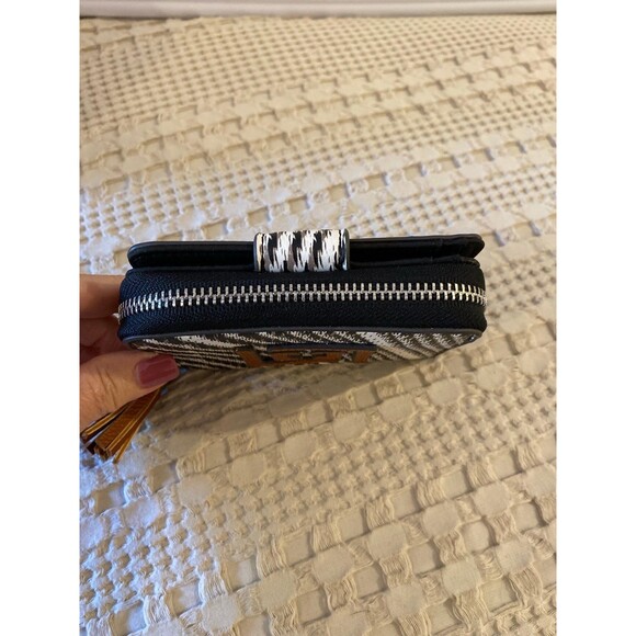 Liz Claiborne Wallet Zebra Animal Print Clutch Purse has 12 Credit Card Slots!! - Picture 7 of 12